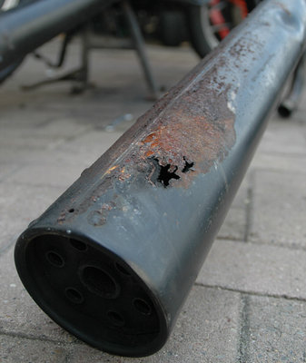 AUSPUFF_0001.jpg (132.49 KiB) 17400 mal betrachtet Austauschen oder Reparieren?