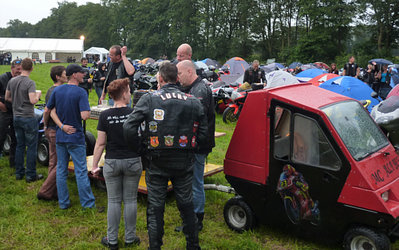 Alfsee2011_11.jpg (143.67 KiB) 6225 mal betrachtet Freibier auf dem Platz